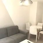 Baie Des Anges Proche Mer 102