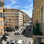 600M Port, Tramway, Clim, Wifi