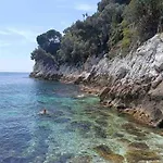 Charming 3 Bedrooms Seaside Apartment 2 Bedrooms Available Before 20 May