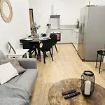 Sublime 2 Pieces Au Coeur De La Vieille Apartment *
