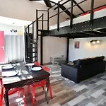 Loft Idealement Place Mer, Aeroport, Centre Ville