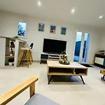 Joli Studio Dans Villa Nicoise Sur Les Collines