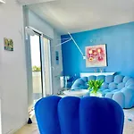2p Bonjour Soleil * Nice