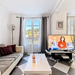 Superbe Grand 3 Pieces De 65 M2 -cosy -3 Mn Gare Riquier Nice