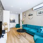 Renting - Offenbach - Luxury Fully Equipped Center Apartment Nice