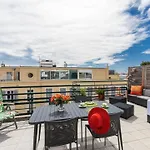 Deux Pieces Terrasse Sous Les Etoiles
