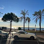 Nice Seaside Pool And Tennis