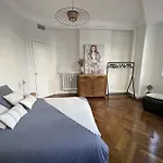 Luxueux Appartement 115M2, 3 Chambres Centre Ville Avec Parking A 5 Min Plage -Climatisation