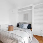 Renting - Foch - Luxury Bourgeois & Design At The Heart Of
