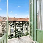 Apartment Renting - Foch - Luxury Bourgeois & Design At The Heart Of