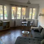 Charmant 2 Pieces A Nice.