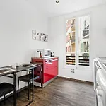 Apartment Renting - Paganini - New Lovely Cosy Flat In Heart Of