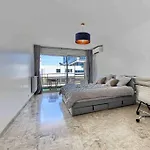 1 Min To Bedroom Flat With 2 Ac And Parking In Summer Apartment Nice