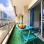 1 Min To Bedroom Flat With 2 Ac And Parking In Summer * Nice