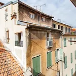#16 Hot Heart Of The Oldtown 2 Min From The Beach-Ac& Wifi