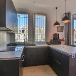 Apartment Bright In The Heart Of Nice