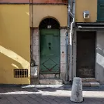 Charming Apartment Old Town