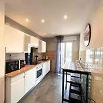 Large Flat Terrace Sea View, Promenade Des Apartment