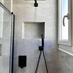 Chic Renovated - Liberation - Entire 2br 2ba Or Private With Private Bathrooms - Ac And Garage On Request