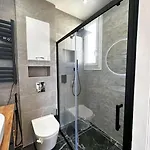 Chic Renovated - Liberation - Entire 2br 2ba Or Private With Private Bathrooms - Ac And Garage On Request Apartment Nice