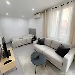 Apartment Republique *