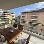 Nice Magnan 2P-Piscine, Clim, Parking