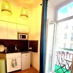 All New Charming 1Br Hyper Centre With Balcony And Ac