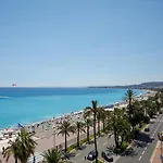 Wonderful Apartment On Sea