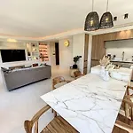 La Belle Villa De J Et J