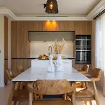 La Belle Villa De J Et J