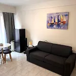 Fully Equipped For 3, Near Negresco
