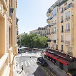 10 Amiral 201 - Magnifique Apt - 2 Chambres - Centre-Ville