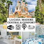 Casa Madere- Ideal Couples - & Cosy -train Station - Tram & Supermarkets-balcony- Washing-machine-ac * Nice