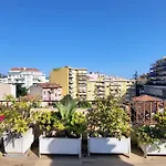 Romantic 1Br Escape With Sun-Rooftop Terrace