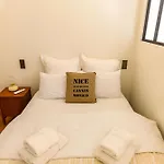 Hyper Centre, Balcon, 5min De La Plage, Ac Nice
