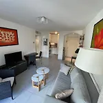 Nice Massena 2 Rooms