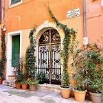 Aparthotel Riviera - Maison Du Senat - Vieille Ville - Triplex 4 Pieces A Deux Pas De La Plage