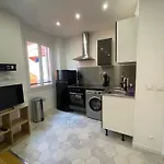 Nouveau - Charmant Studio Au Port De Nice