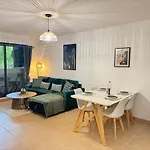 Spacieux 2 Pieces Au Port De Nice