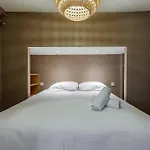 Chic Old Town Apartment