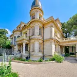 2P Dans Luxueuse Villa