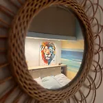 Appartement Nice CENTRE vue Mer avec piscine pour FAMILLE, couple d\'amis pas de groupes de jeunes autorisés