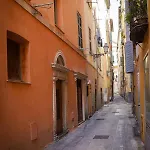 New- Cozy -4 Guests - Air Conditioning Apartment