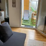 Studio Balcon Proche Mer