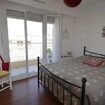 PHOENIX - Appartement 4 personnes avec superbe terrasse, clim et parking le port de Nice