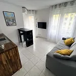 Magnifique Au Bord De