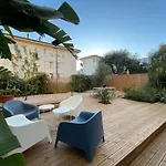 2 Pieces Avec Jardin Et Clim A Quelques Pas De La Mer !