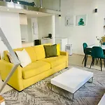 Old Town Prime, 1 Min Beach & Massena Square, Central Nice