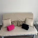 3-R Bright, Beach Within 15 Min Walk