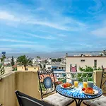 Holiday home Nissarda, Maison Nicoise Avec Vue Mer, Parking, A 5 Minutes Du Port *
